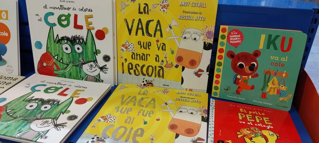 Escaparate de cuentos para la vuelta al cole en Sèneca Jove