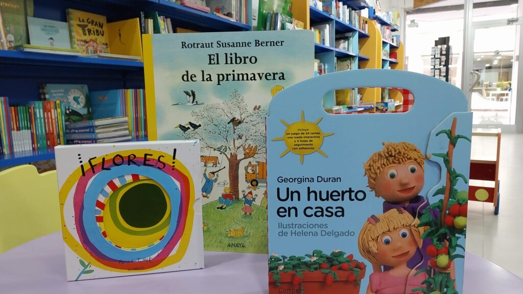 Libros sobre la primavera en la librería Sèneca Jove de Elche